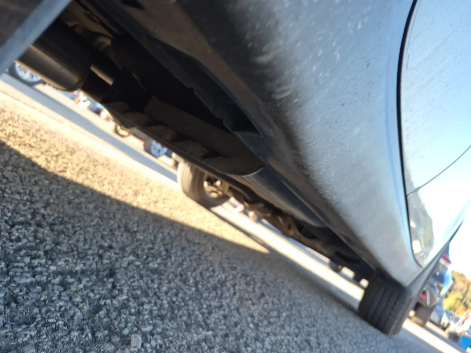 Undercarriage - Passenger Photo