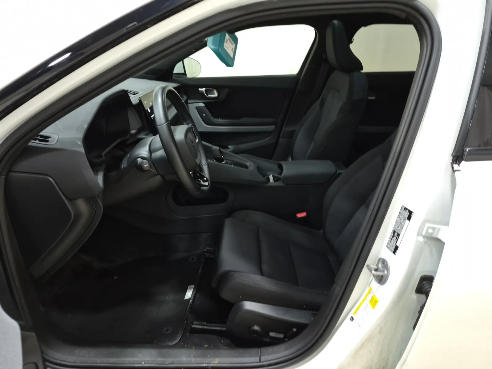 Front Interior Photo