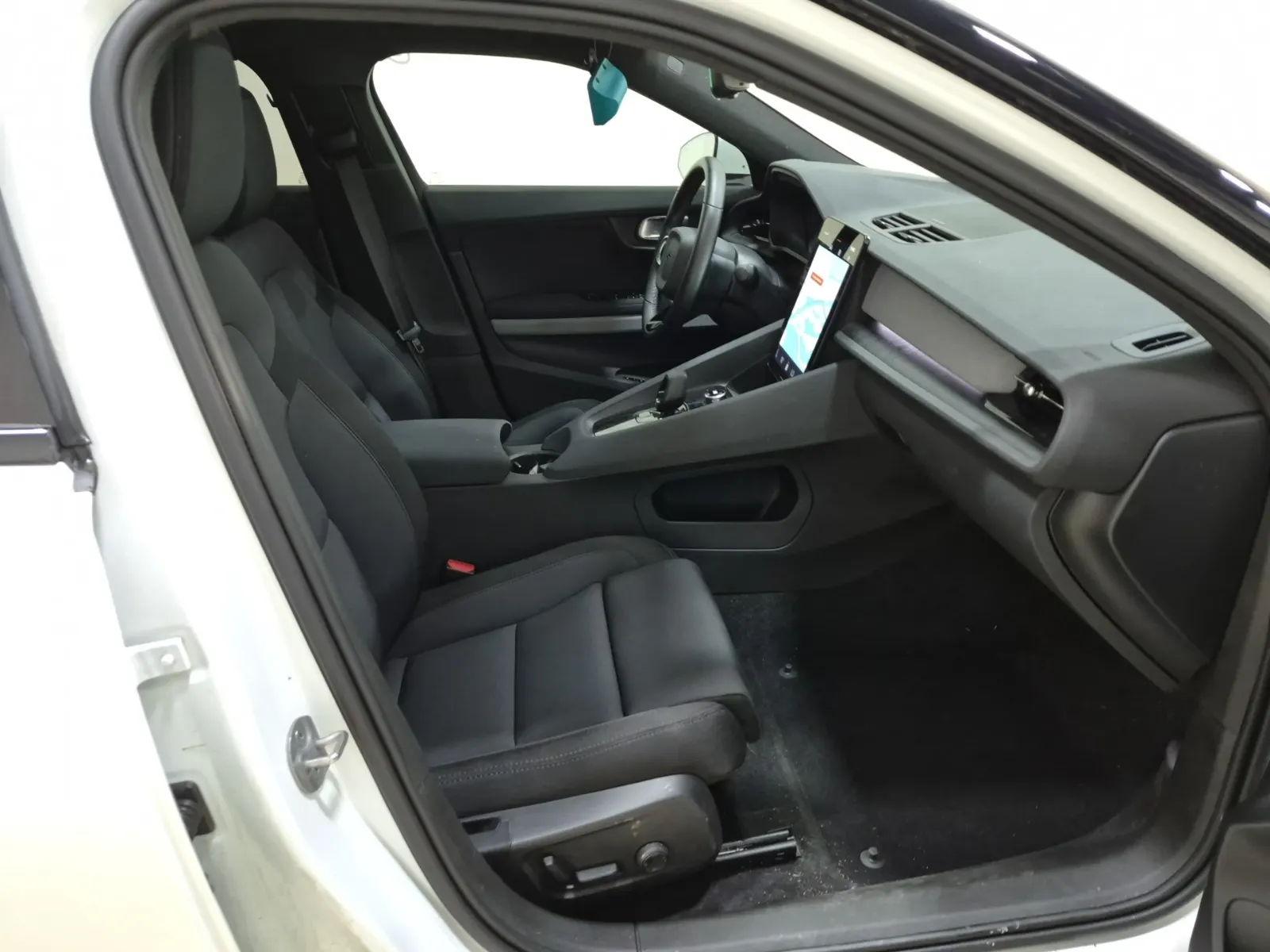 Right Side Interior Photo