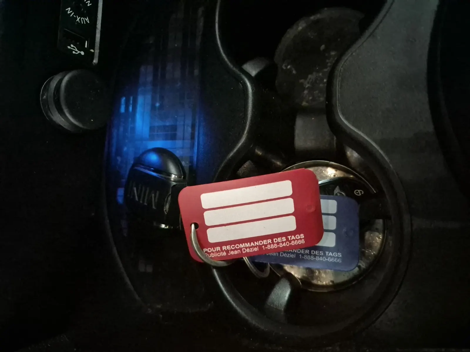 Keys/Fobs/Manual Photo