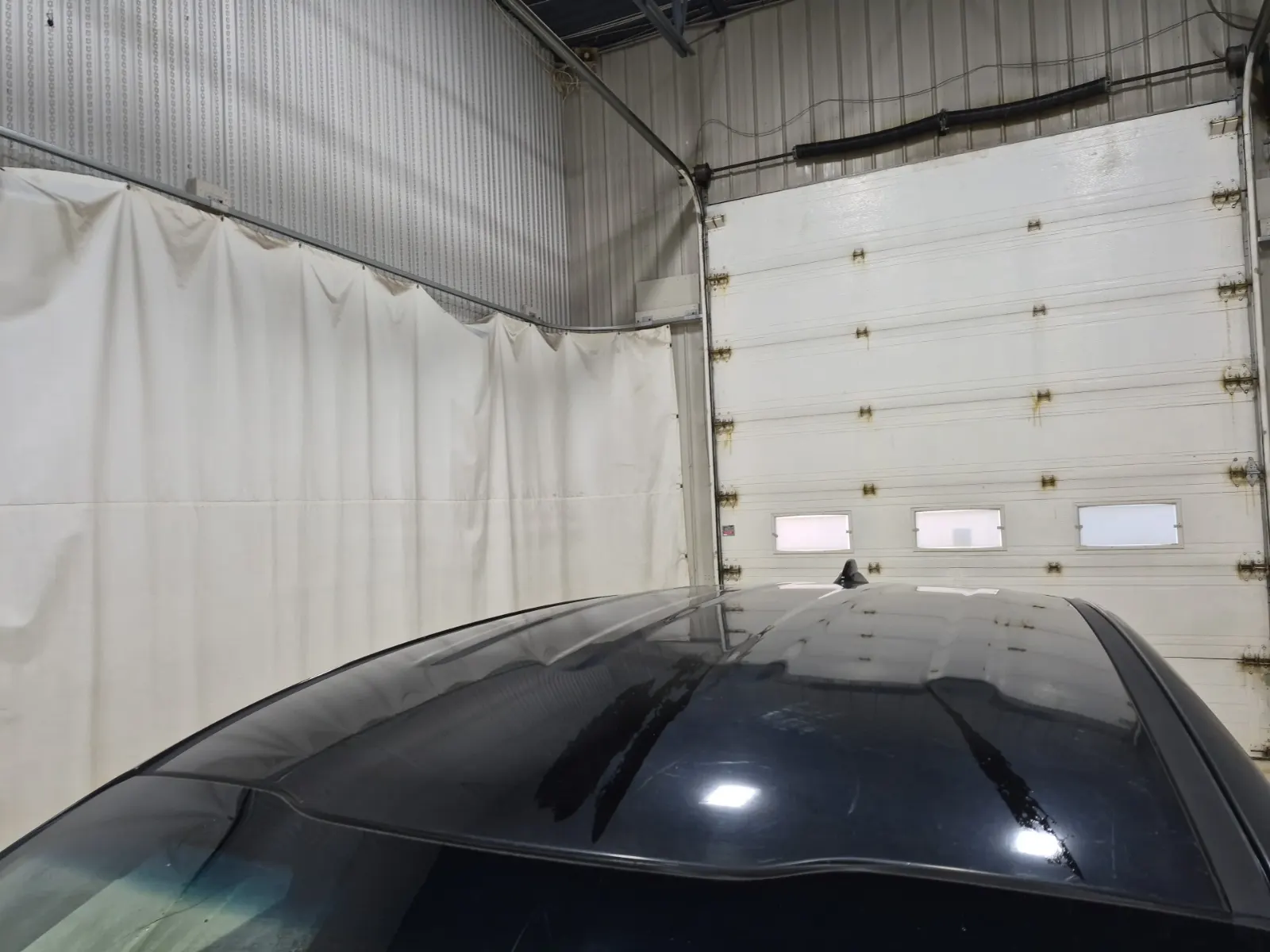 Exterior Roof Photo
