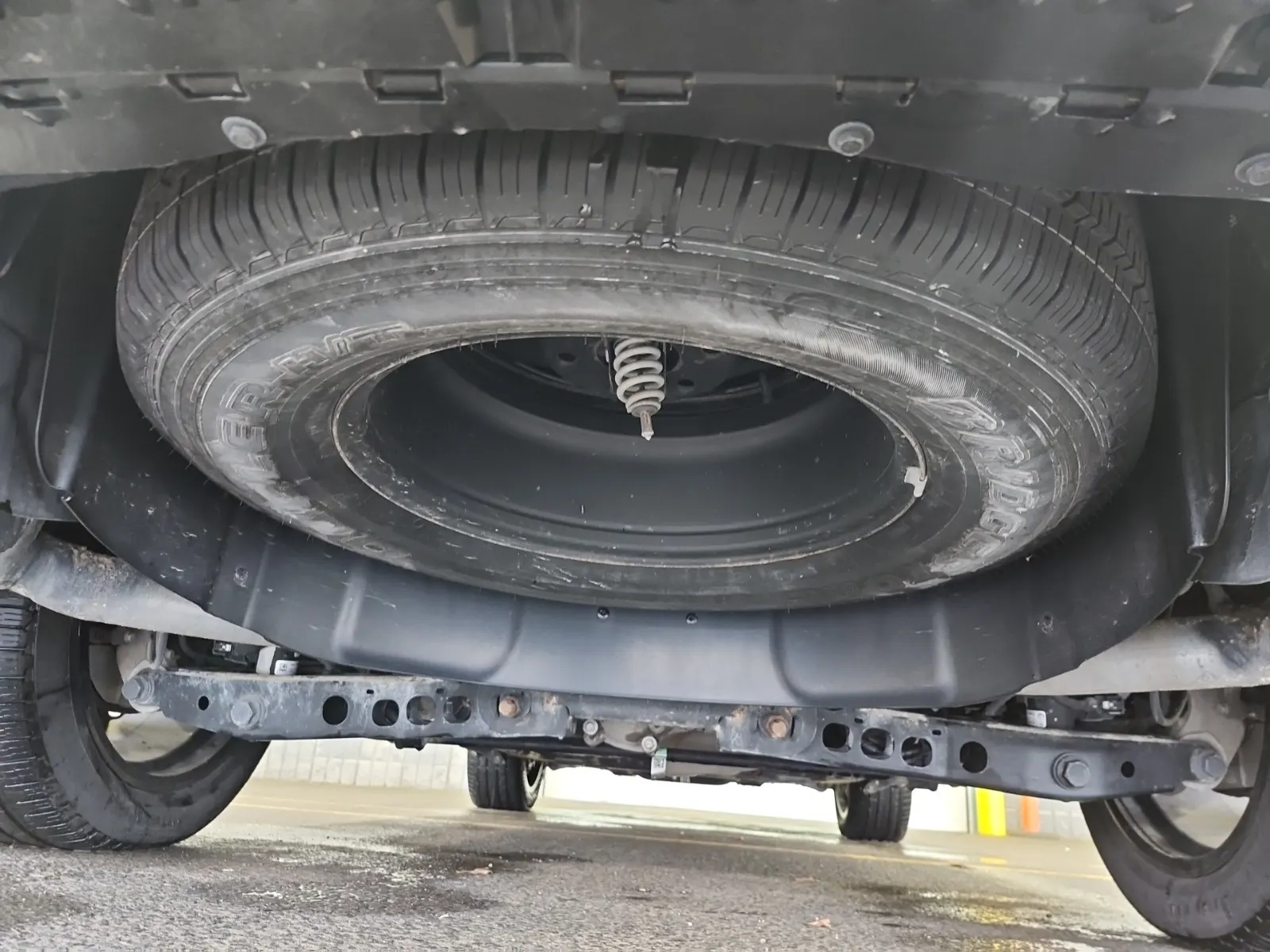 Spare Tire & Wheel Photo