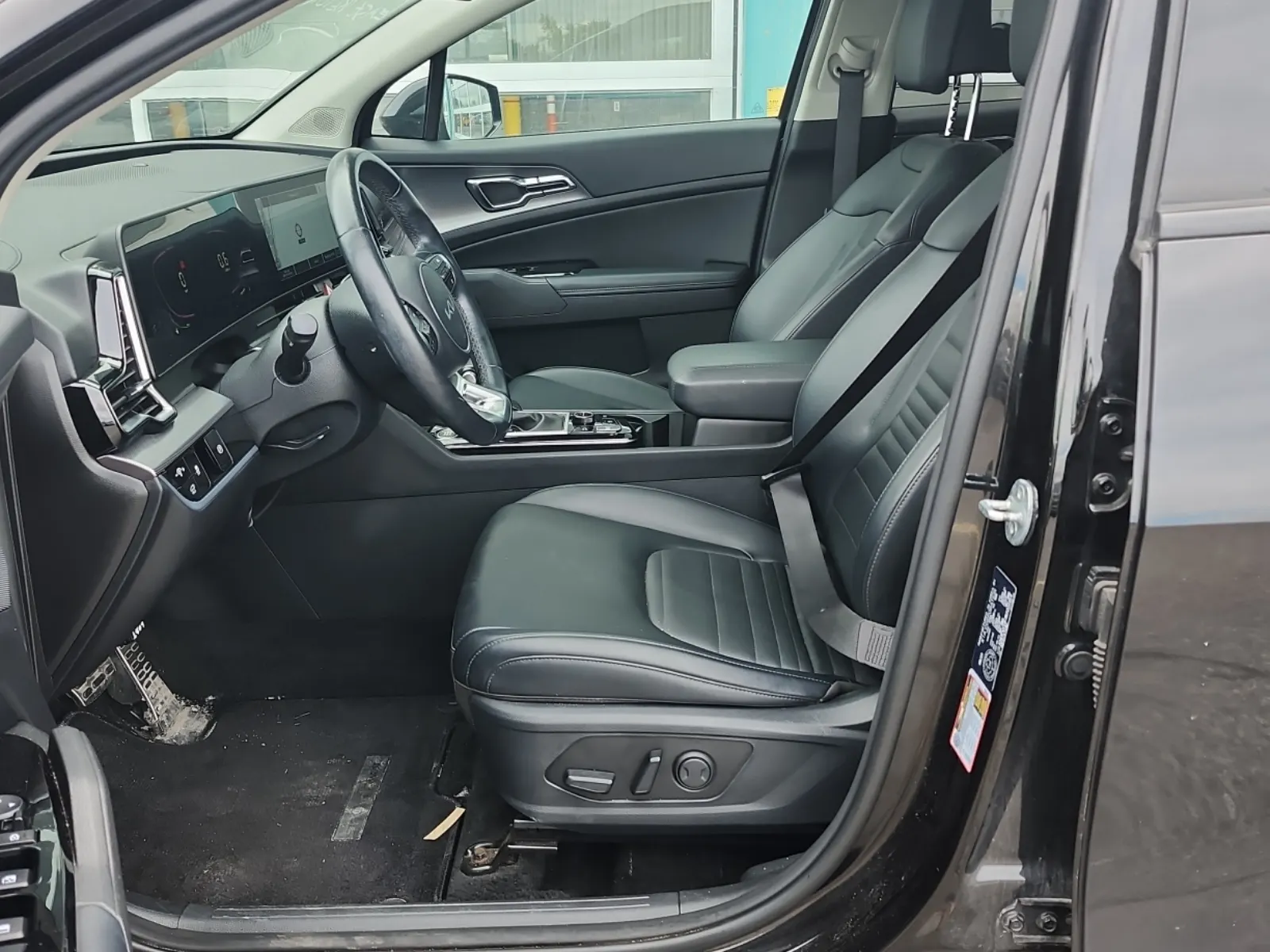 Front Interior Photo