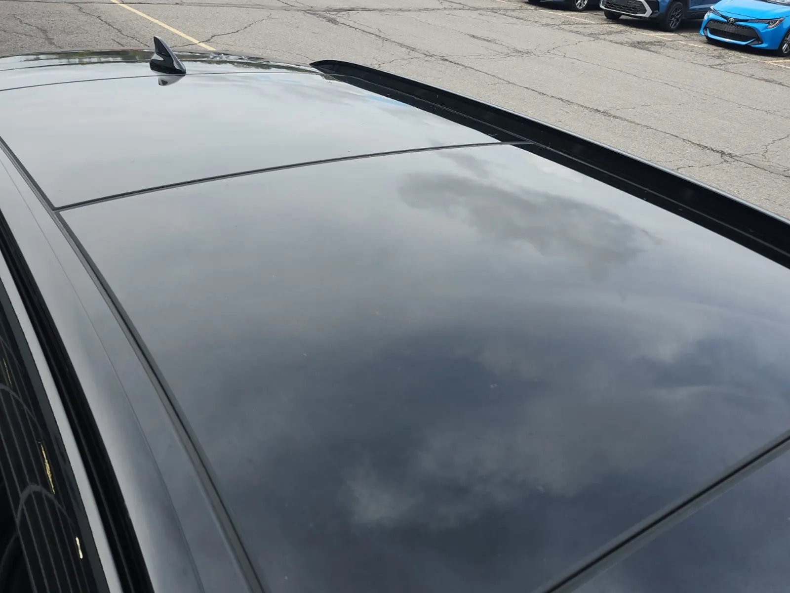 Exterior Roof Photo
