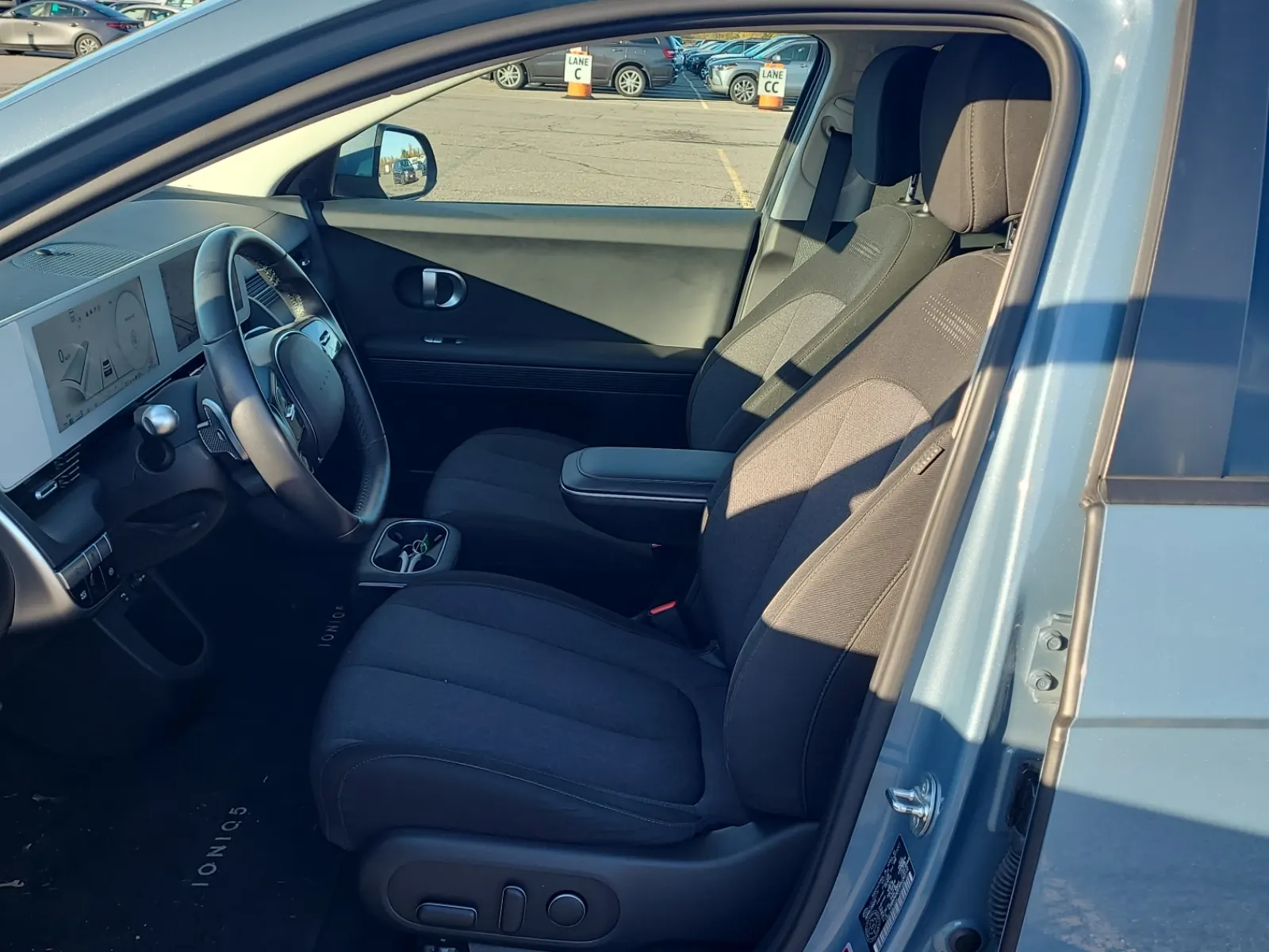 Front Interior Photo