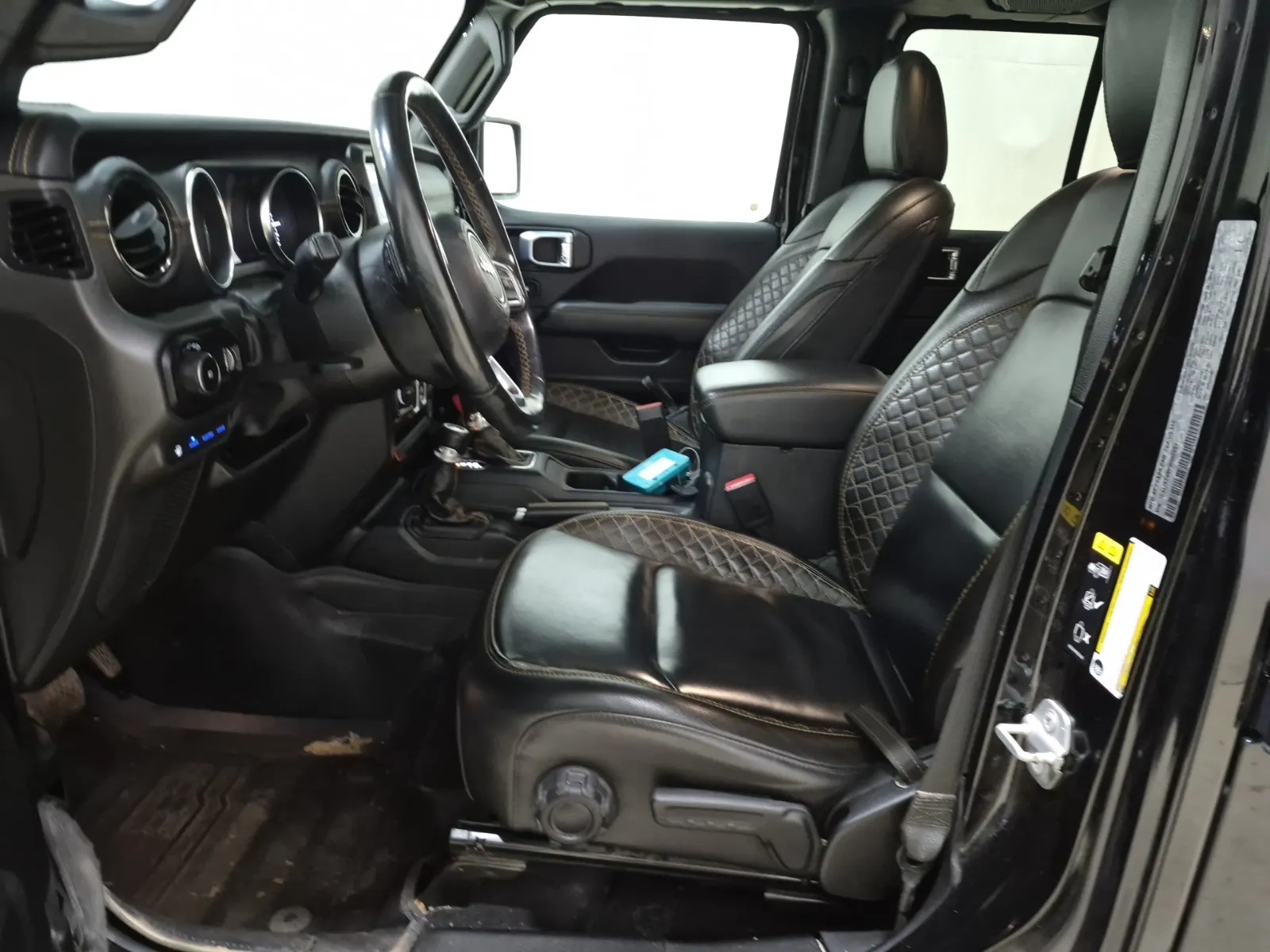 Front Interior Photo
