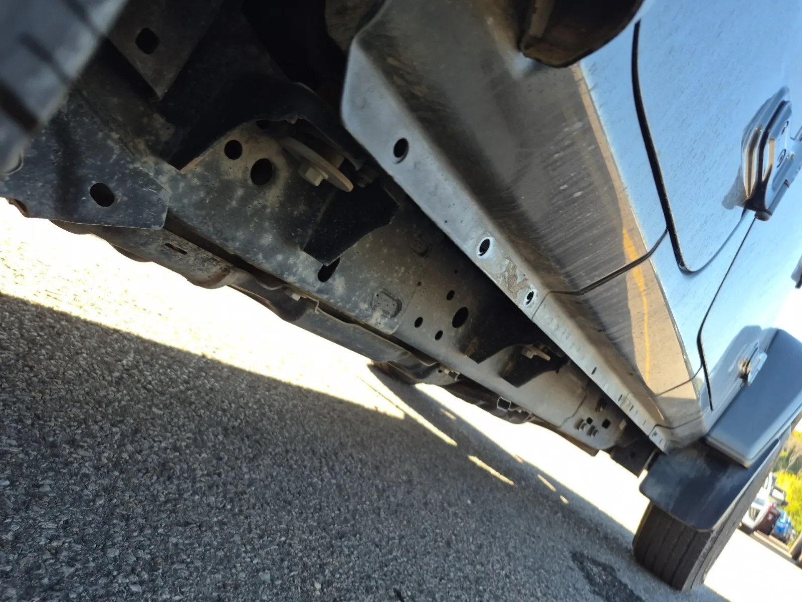 Undercarriage - Passenger Photo