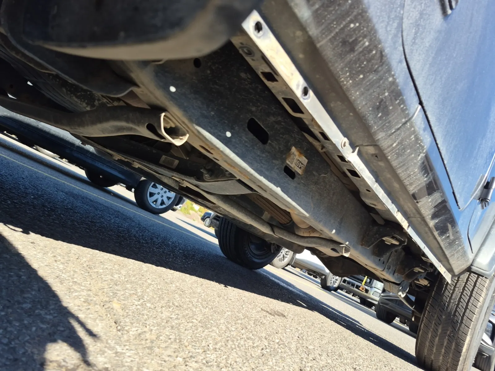 Undercarriage - Driver Photo