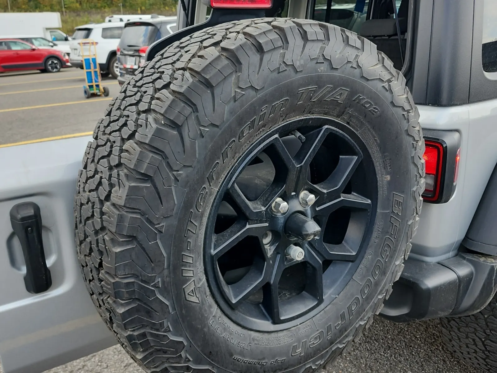 Spare Tire & Wheel Photo