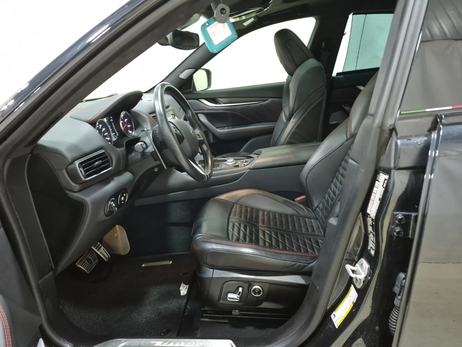Front Interior Photo