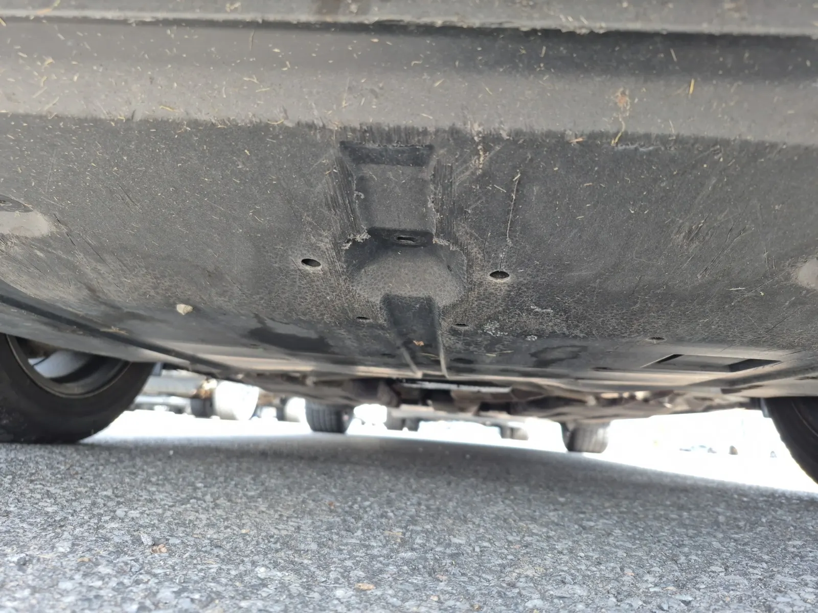 Undercarriage - Front Photo