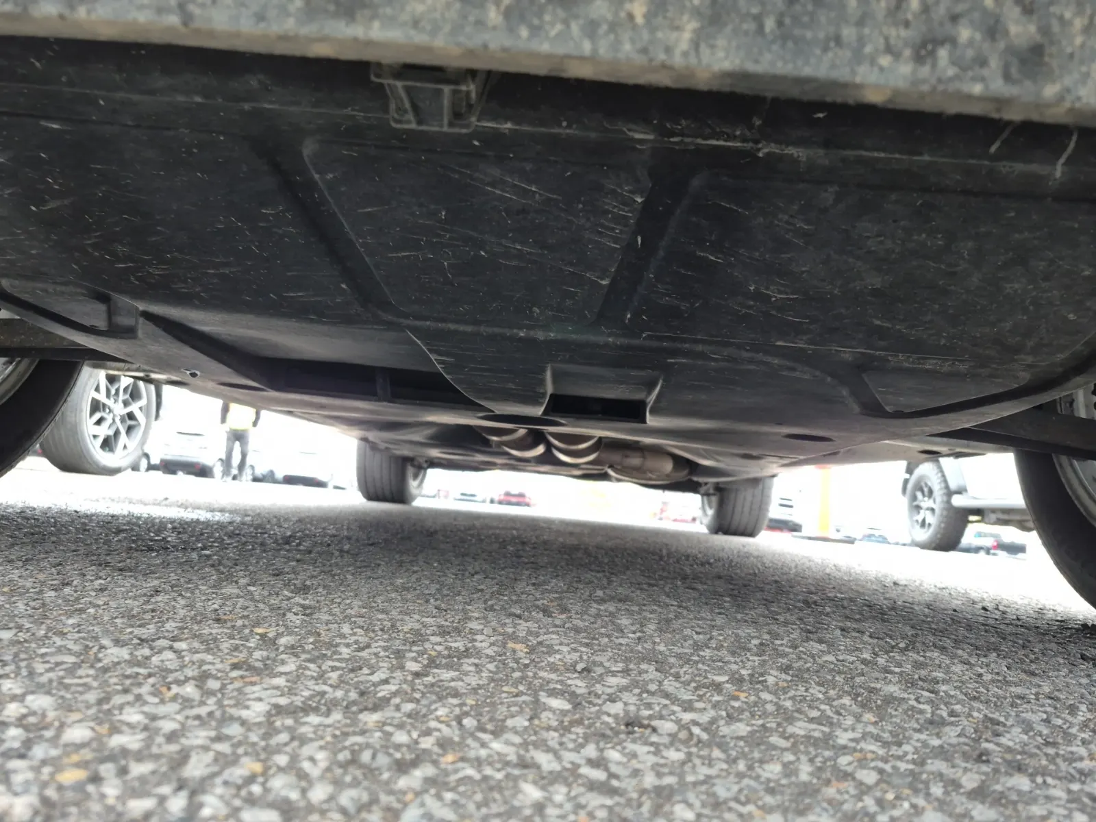 Undercarriage - Front Photo