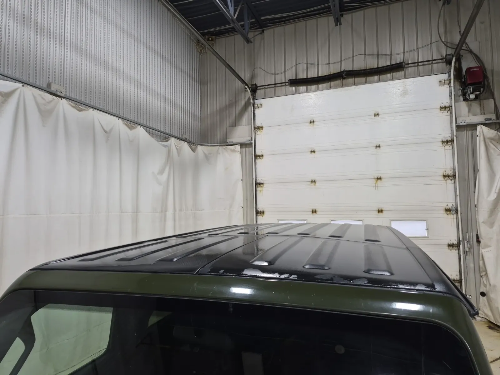Exterior Roof Photo