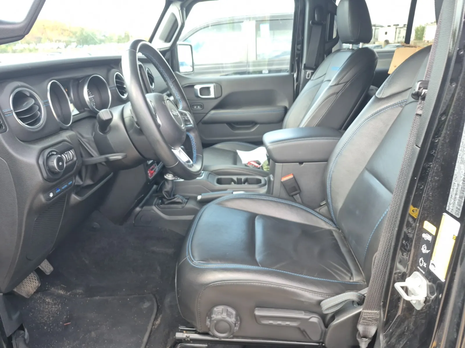 Front Interior Photo