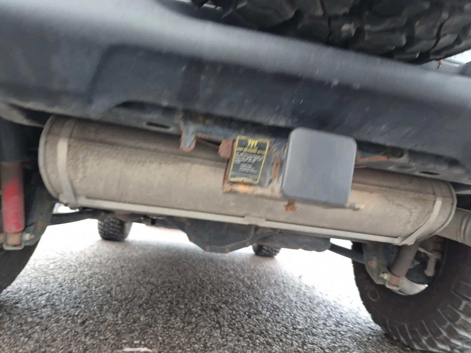 Undercarriage - Rear Photo
