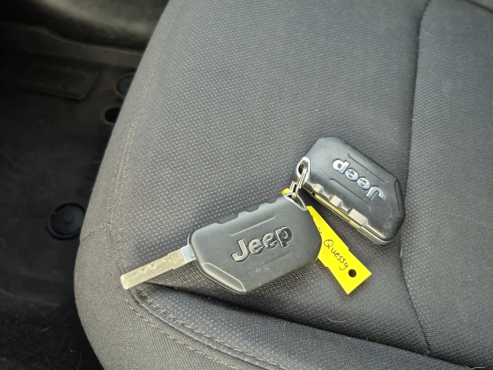 Keys/Fobs/Manual Photo