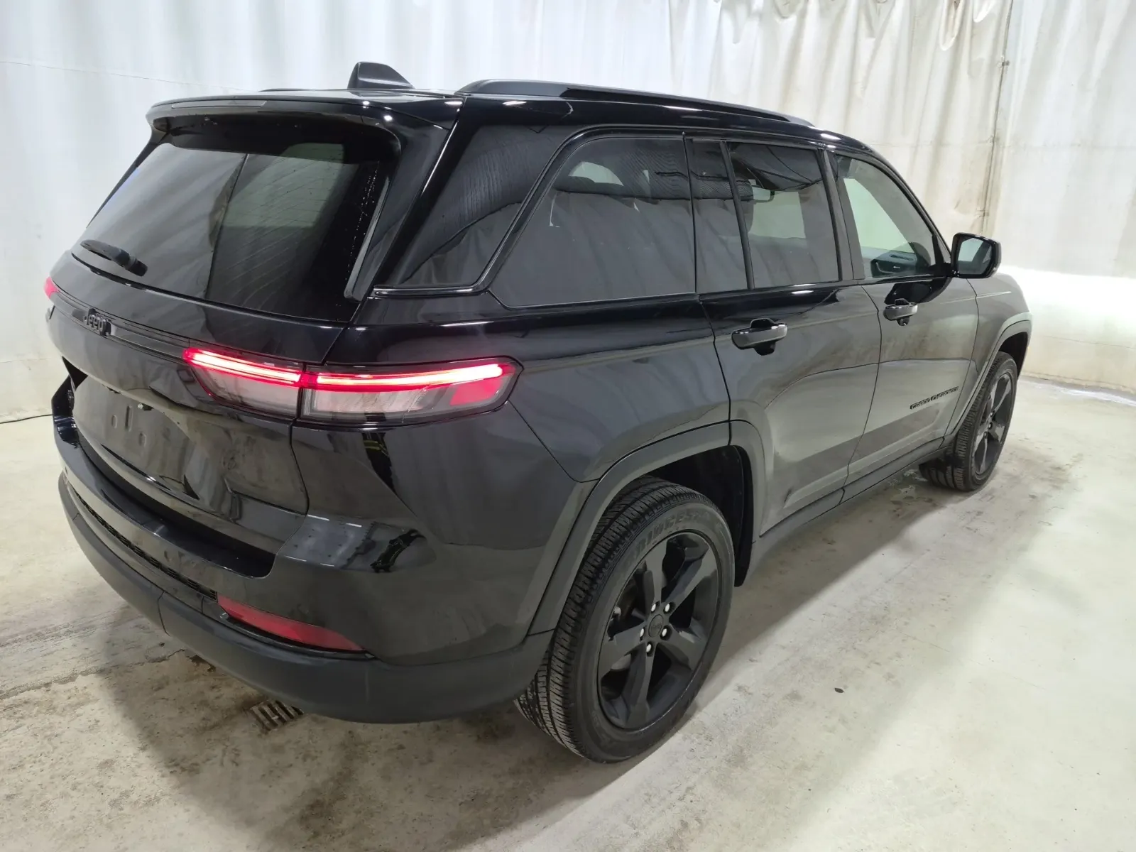 Passenger Rear 3/4 Photo