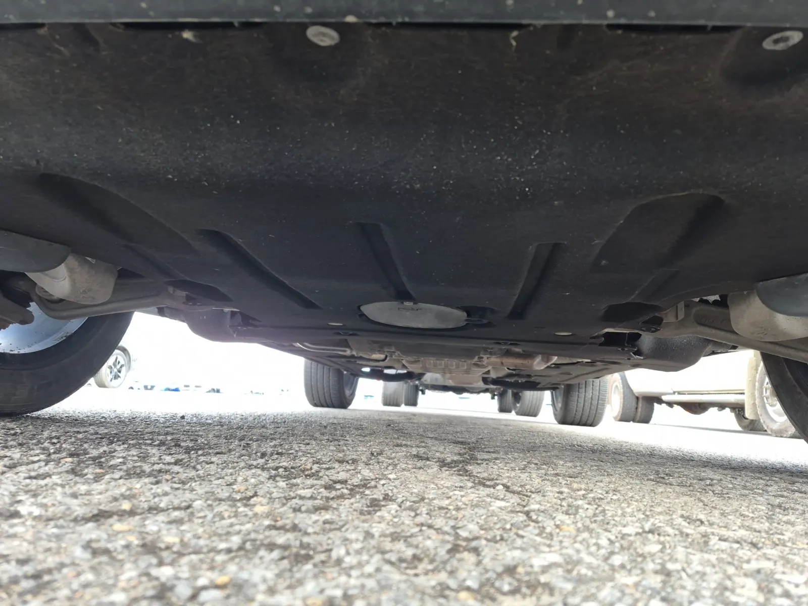 Undercarriage - Front Photo