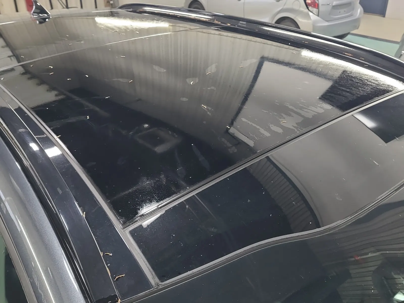 Exterior Roof Photo