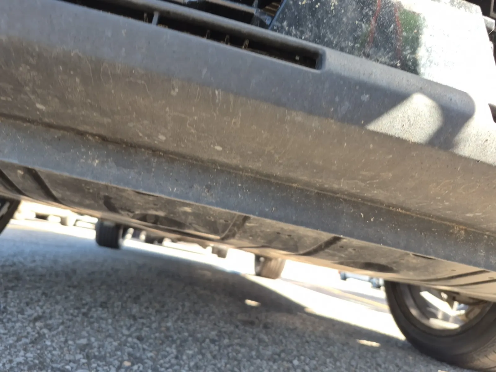 Undercarriage - Front Photo