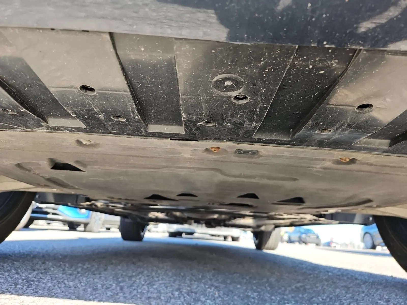 Undercarriage - Front Photo