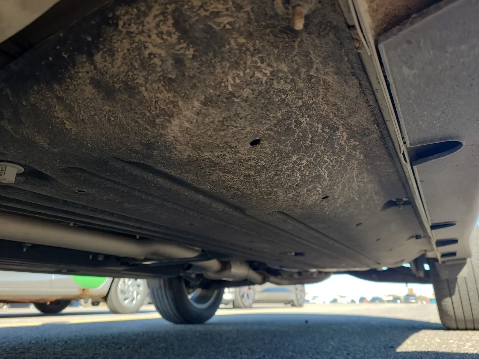 Undercarriage - Driver Photo
