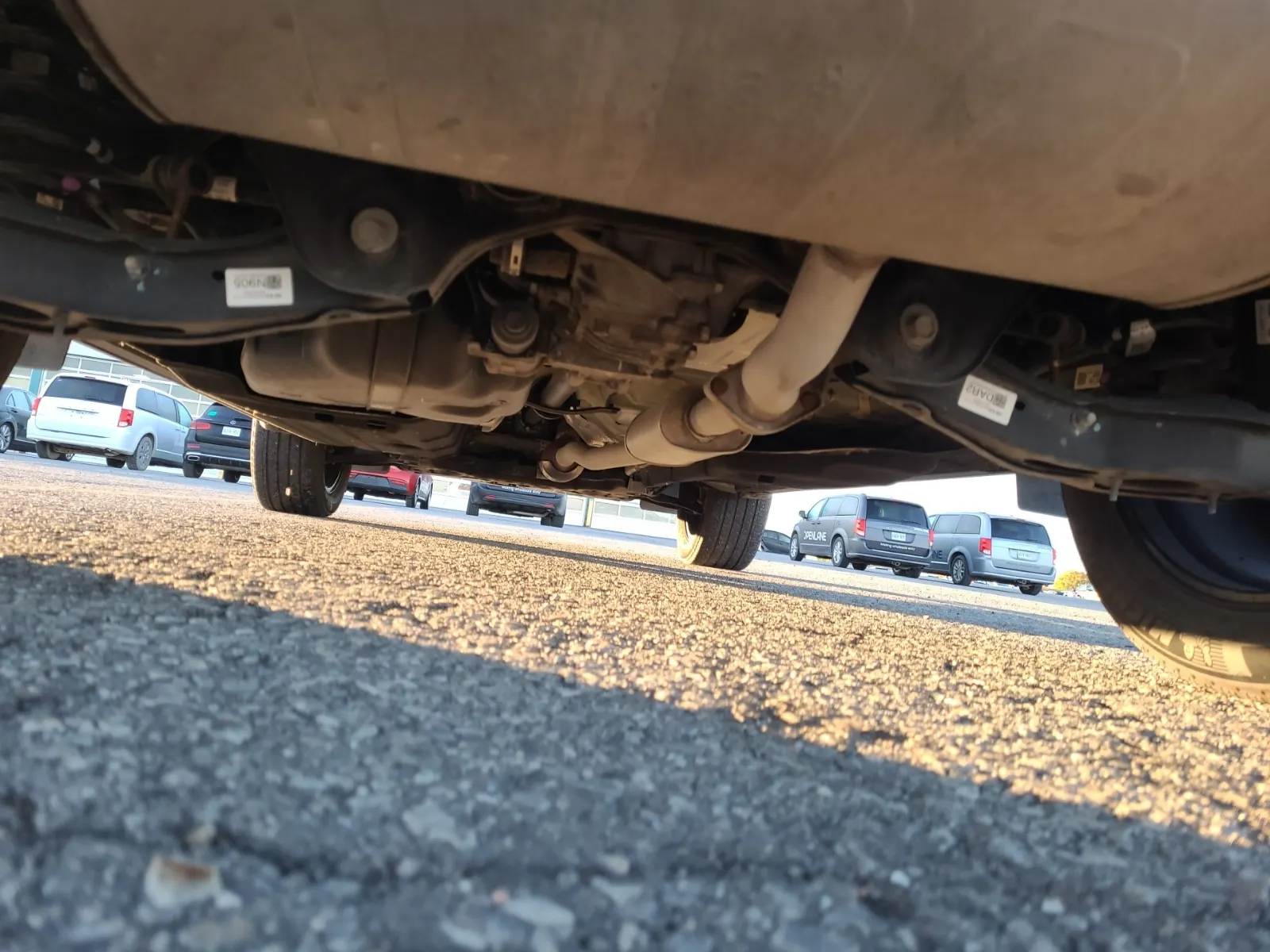 Undercarriage - Rear Photo