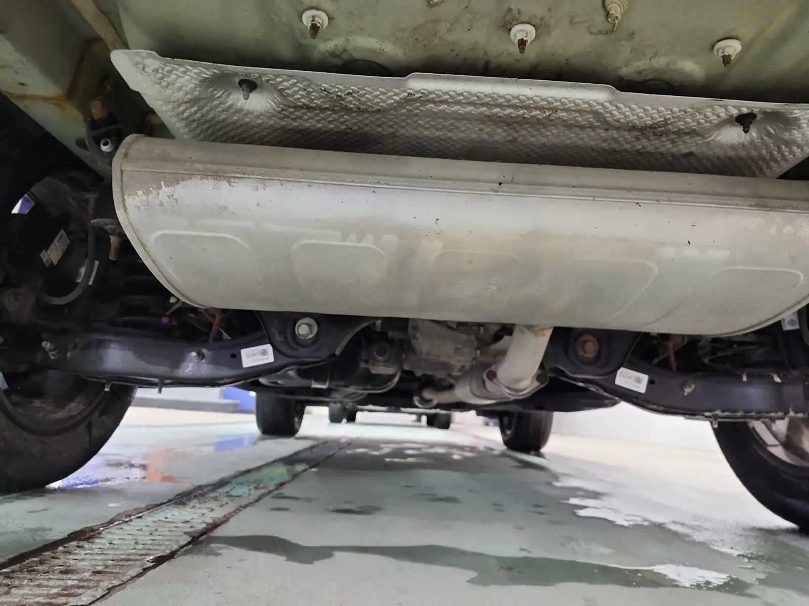 Spare Tire & Wheel Photo