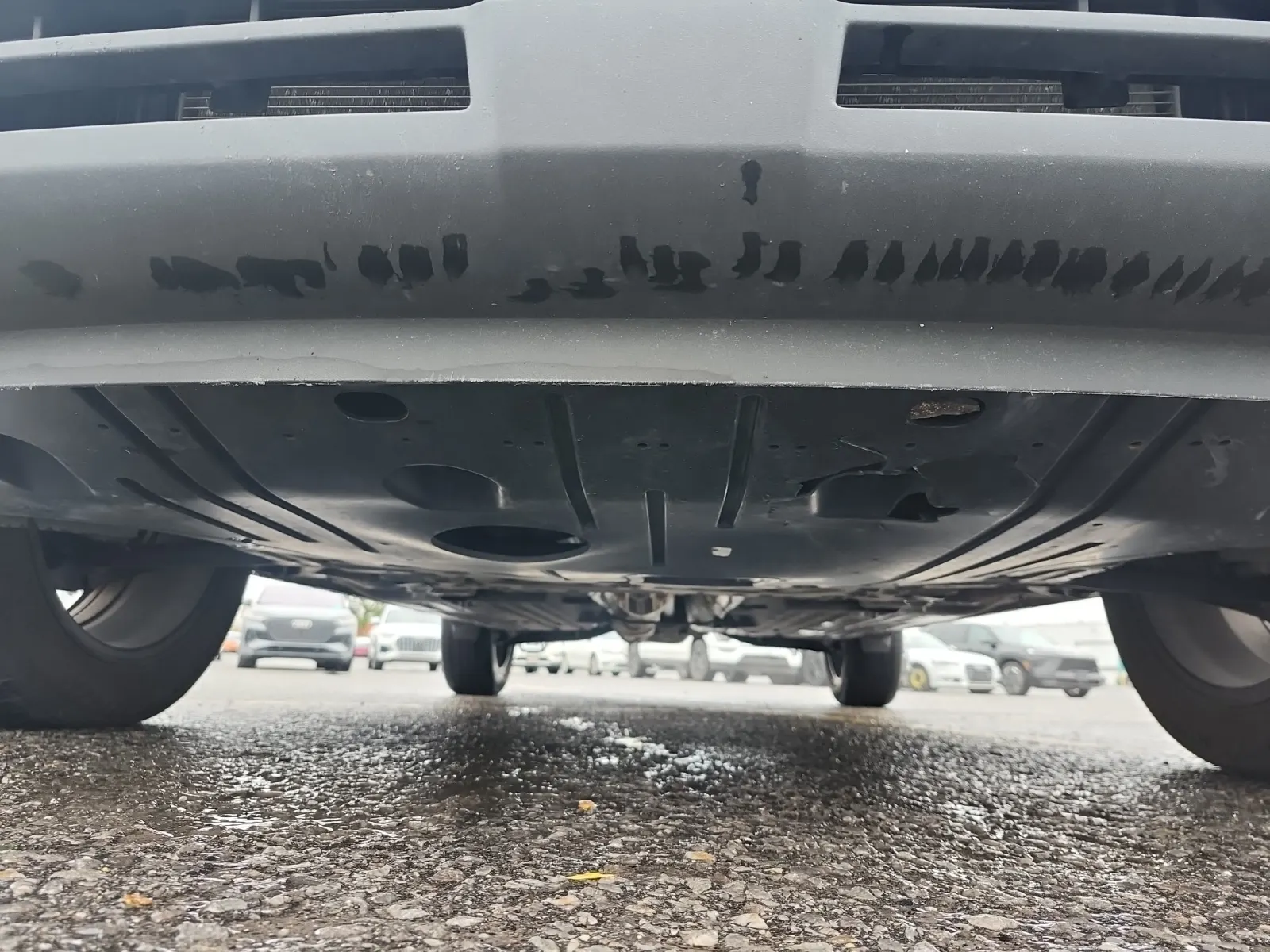 Undercarriage - Front Photo