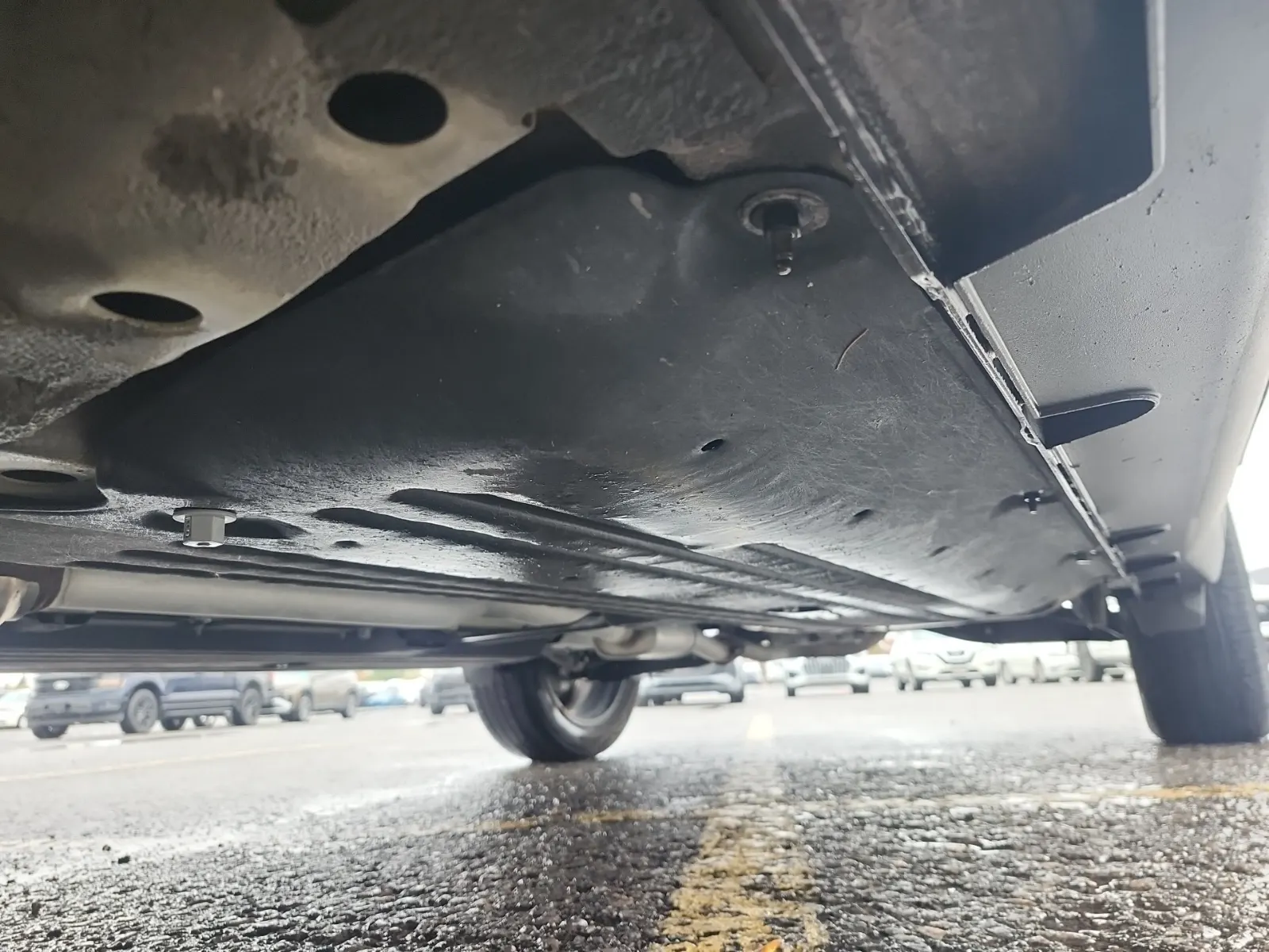 Undercarriage - Driver Photo