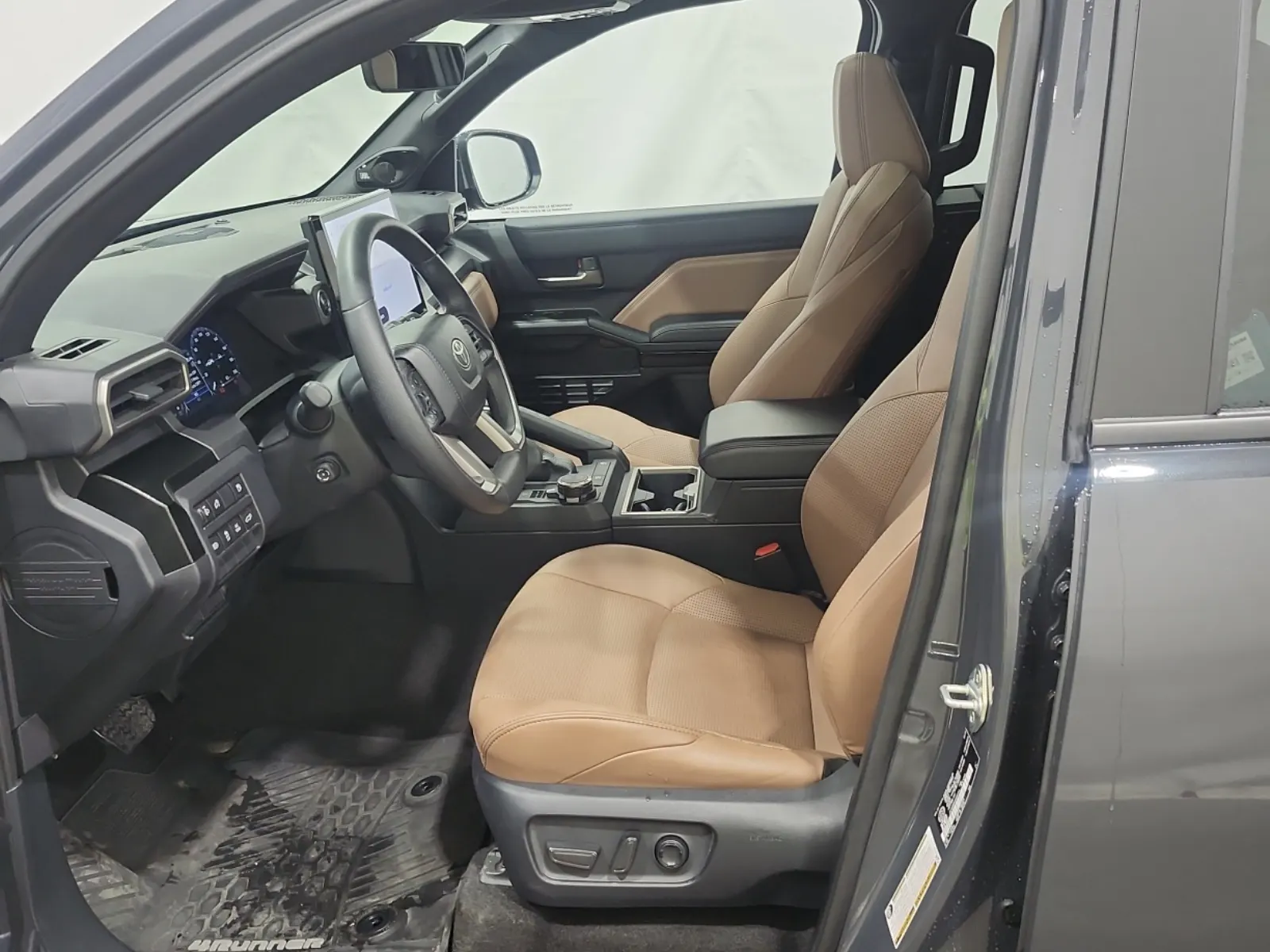 Front Interior Photo