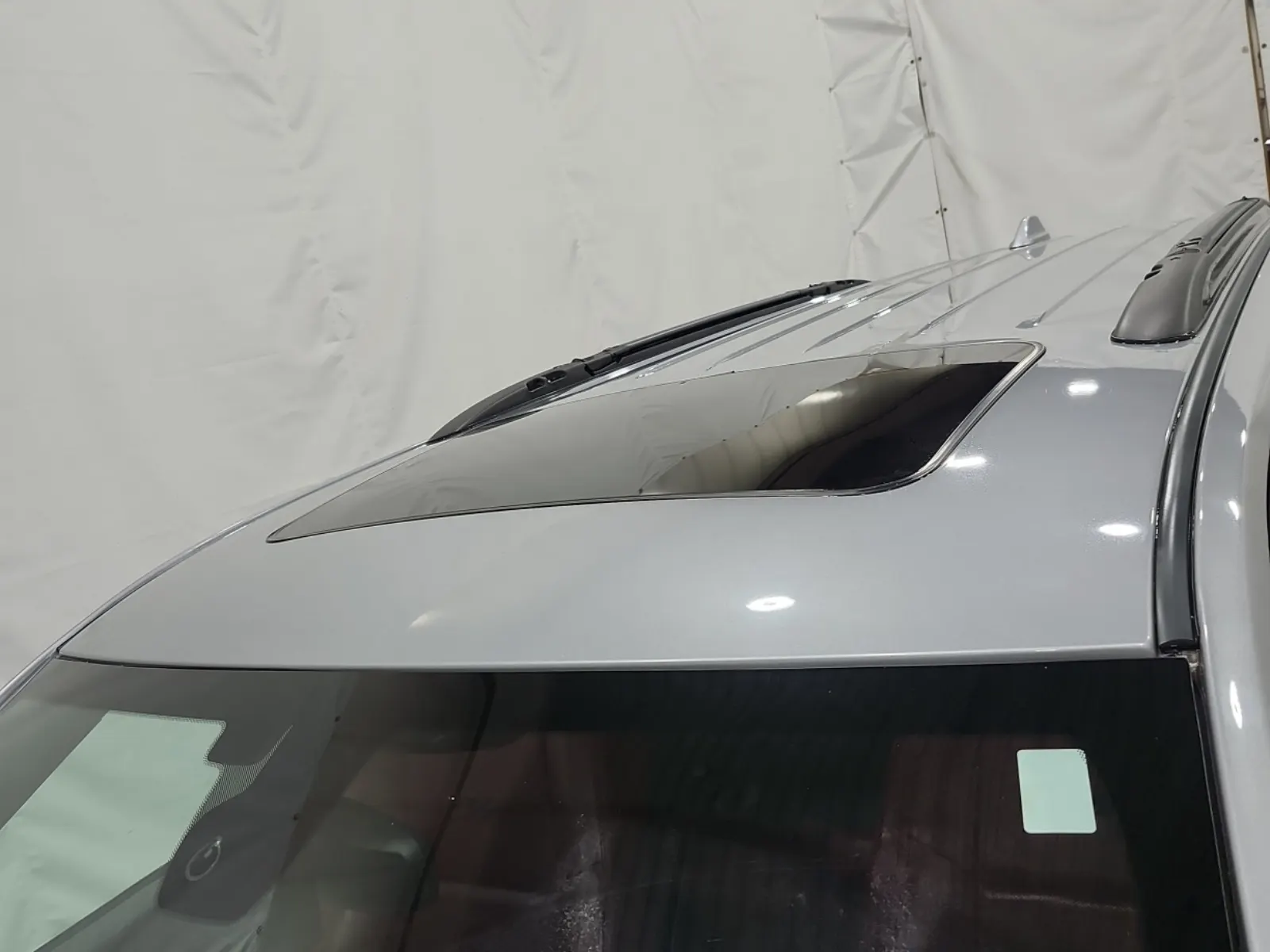Exterior Roof Photo