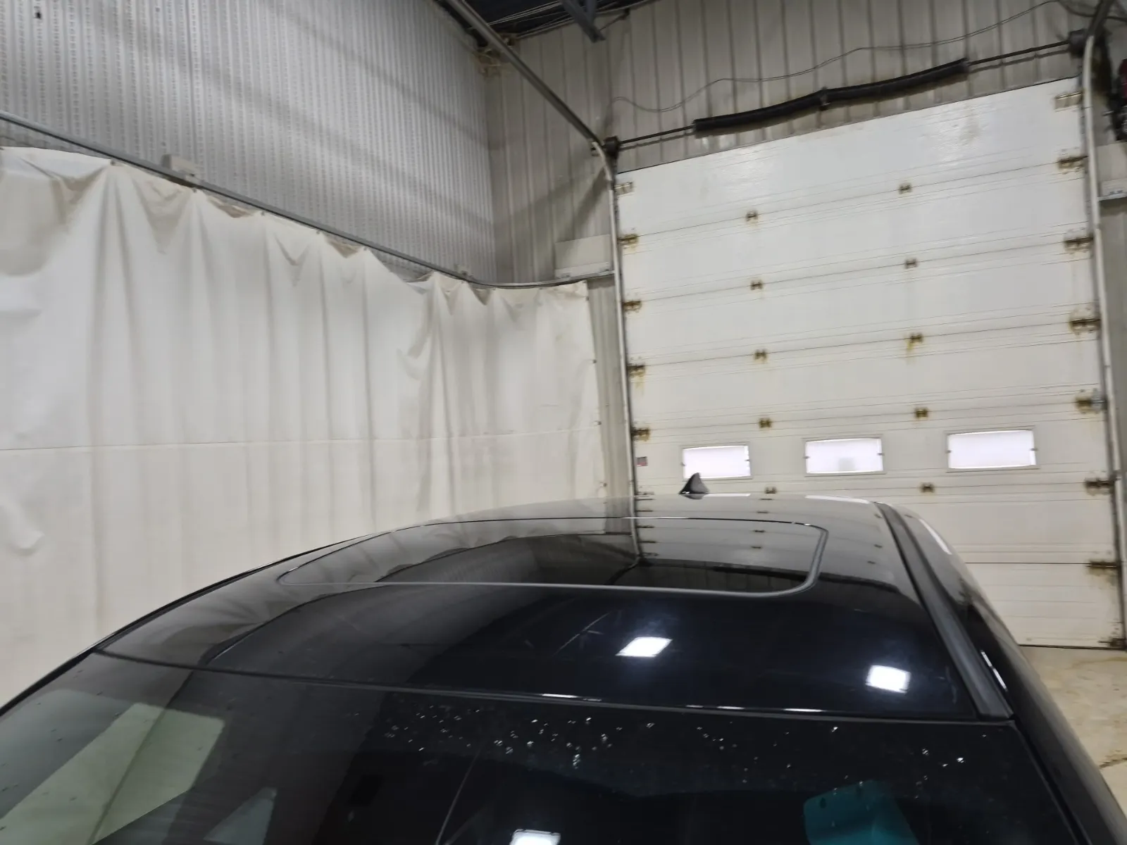Exterior Roof Photo