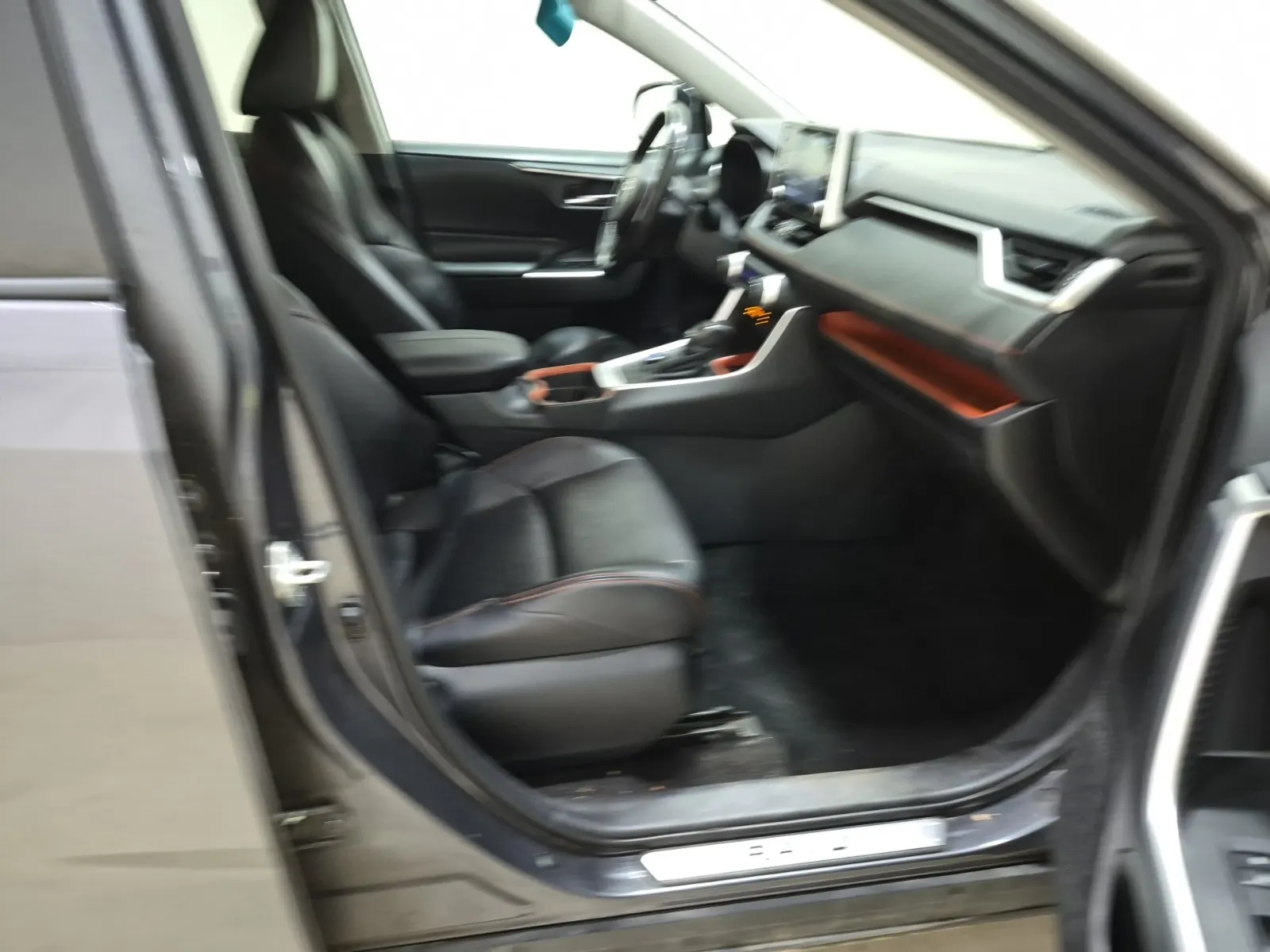 Right Side Interior Photo