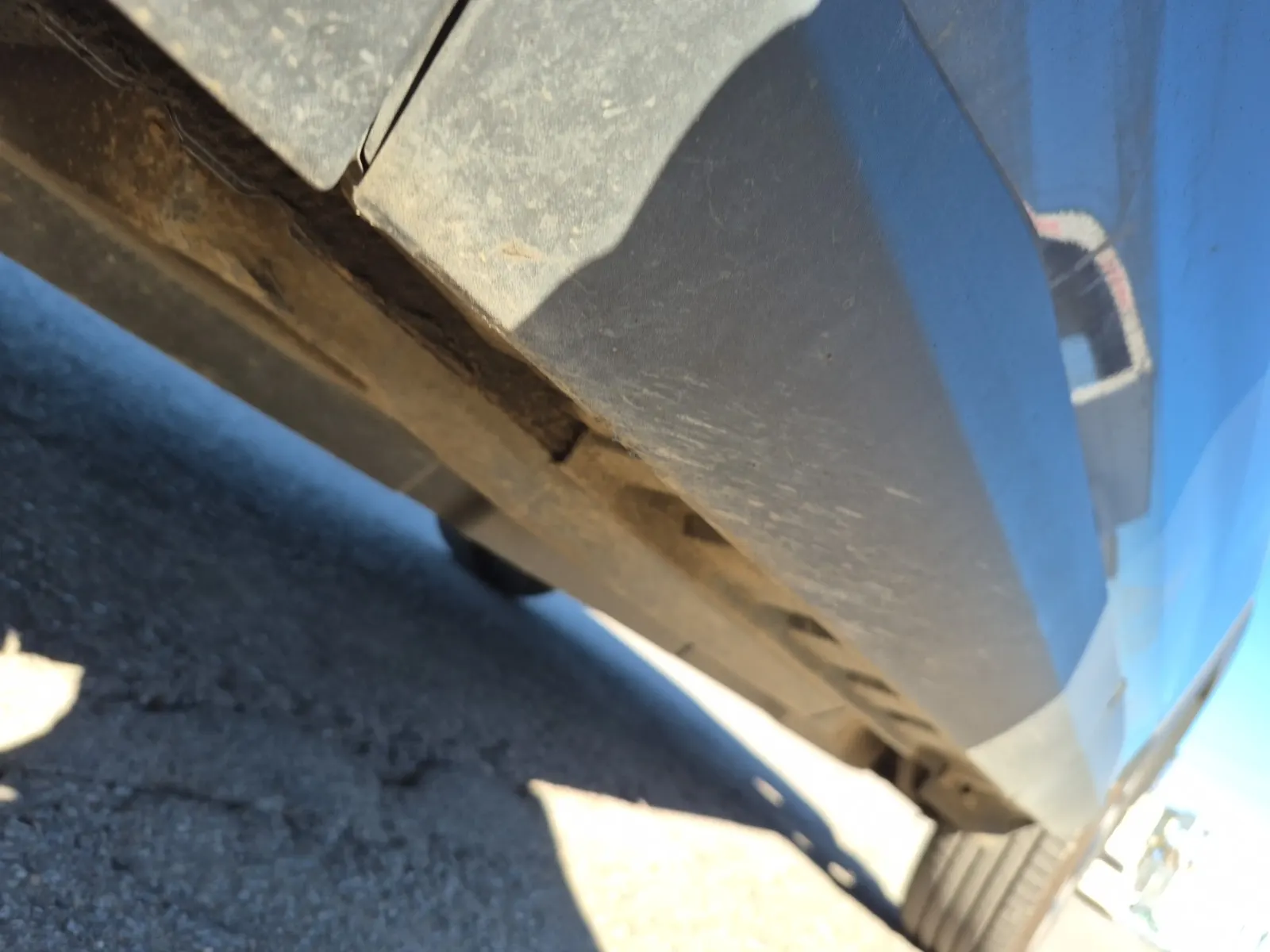 Undercarriage - Driver Photo