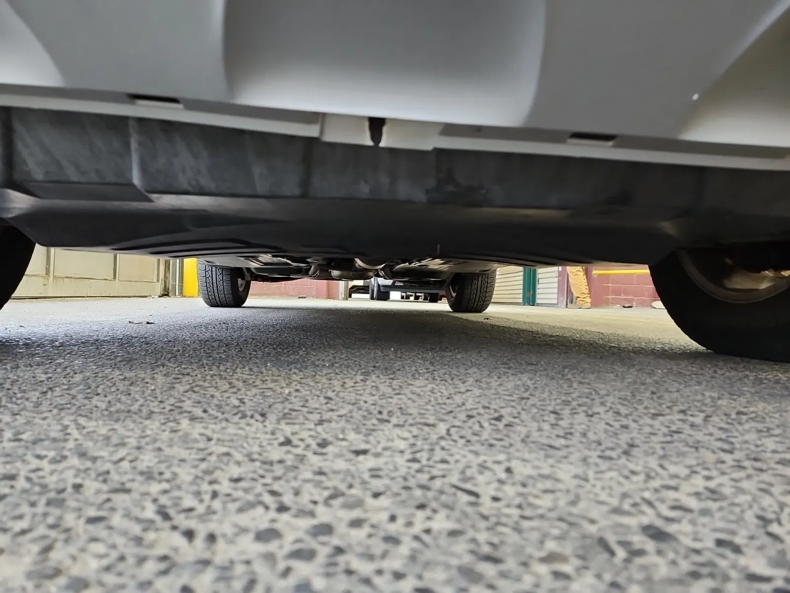 Undercarriage - Front Photo