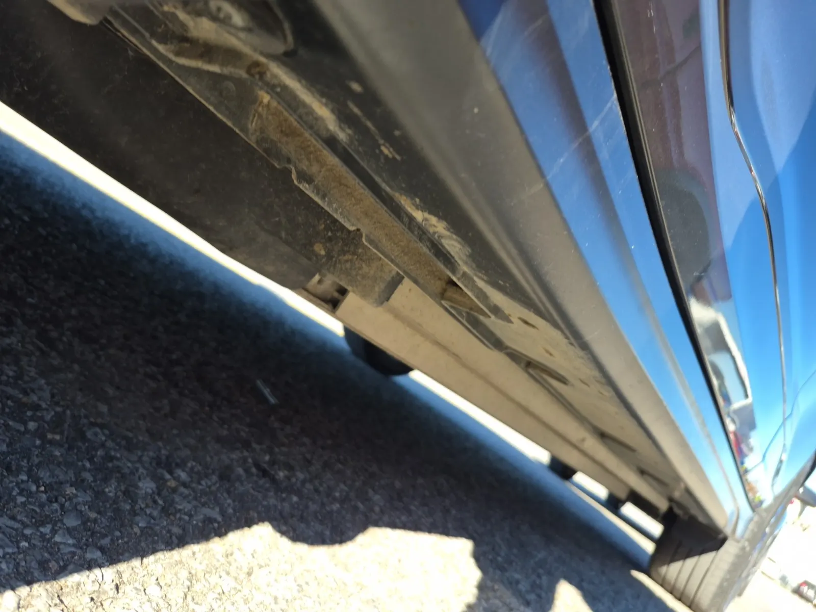 Undercarriage - Driver Photo