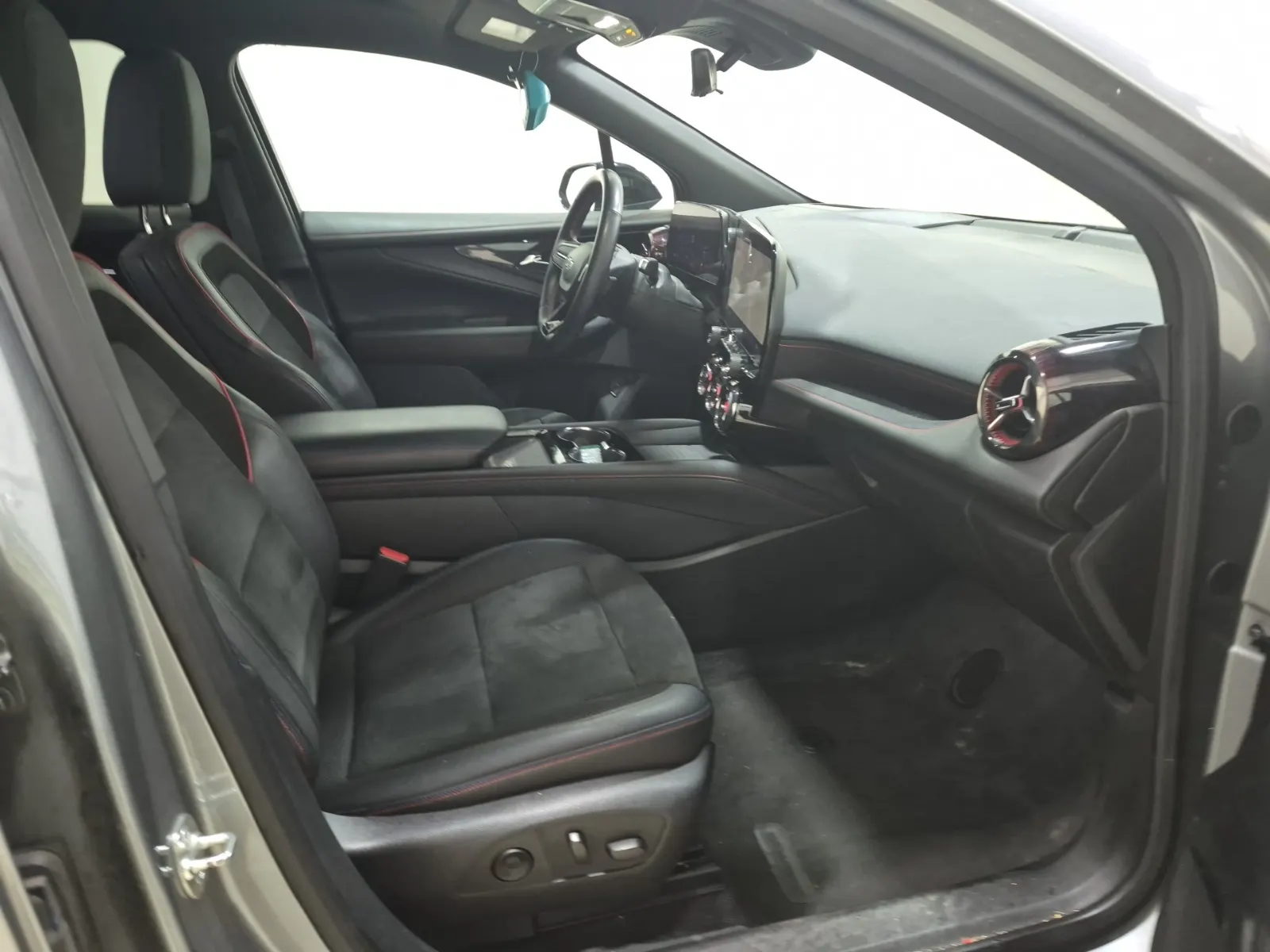 Right Side Interior Photo