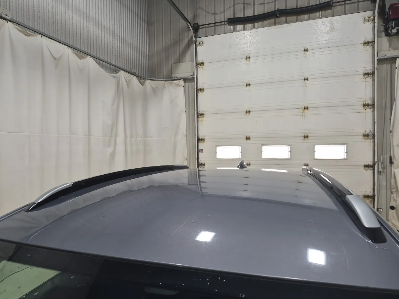 Exterior Roof Photo