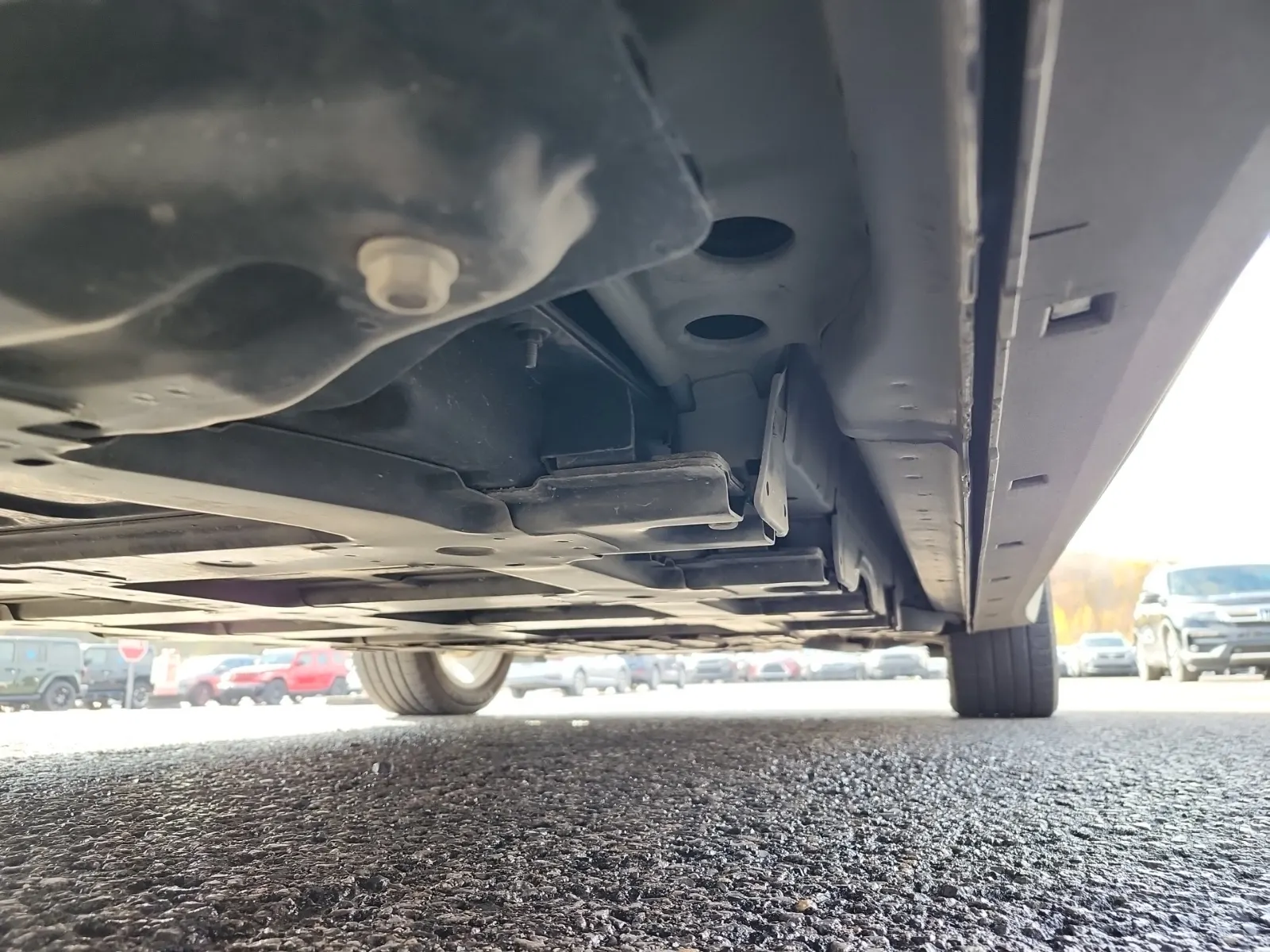 Undercarriage - Passenger Photo