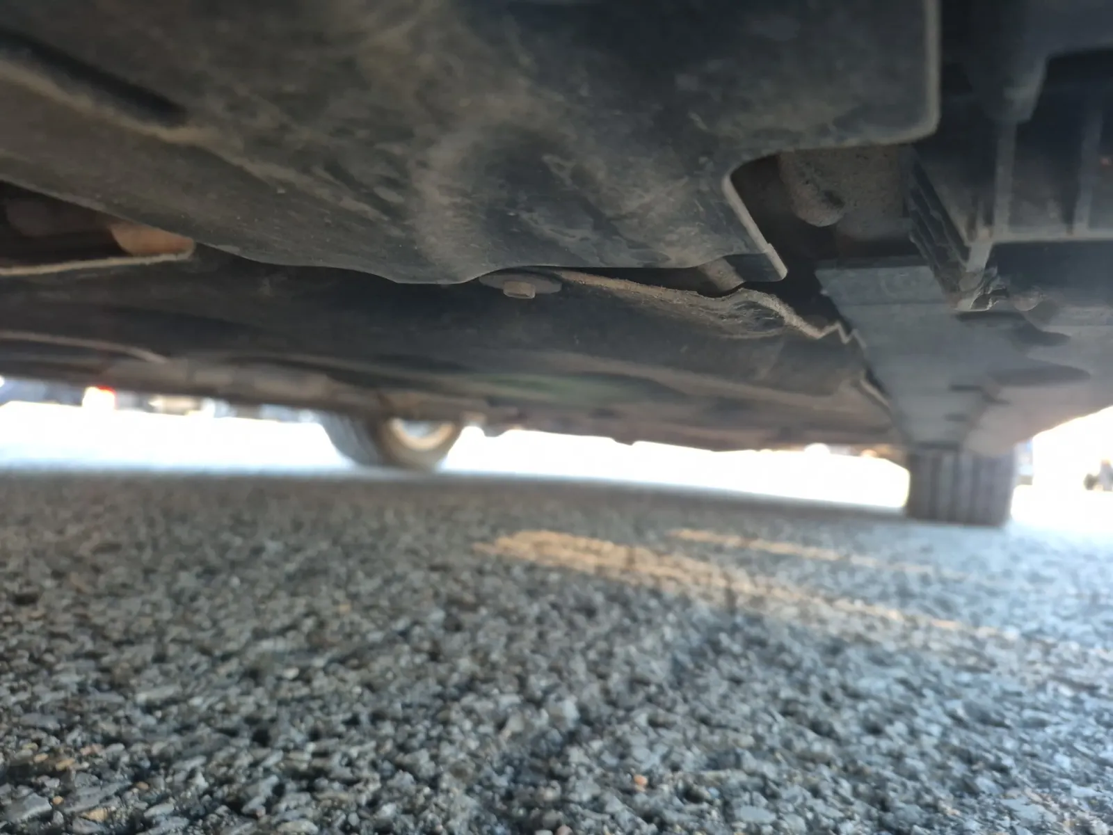 Undercarriage - Passenger Photo