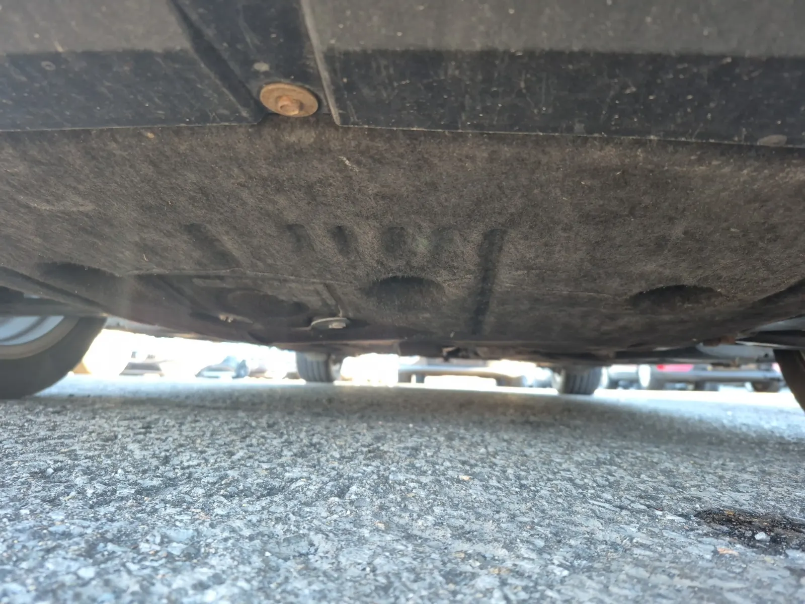 Undercarriage - Front Photo