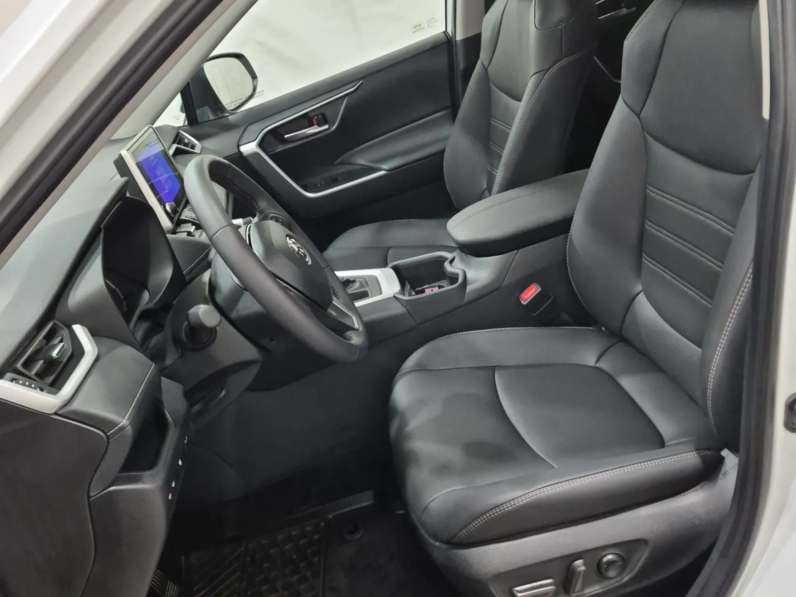 Front Interior Photo