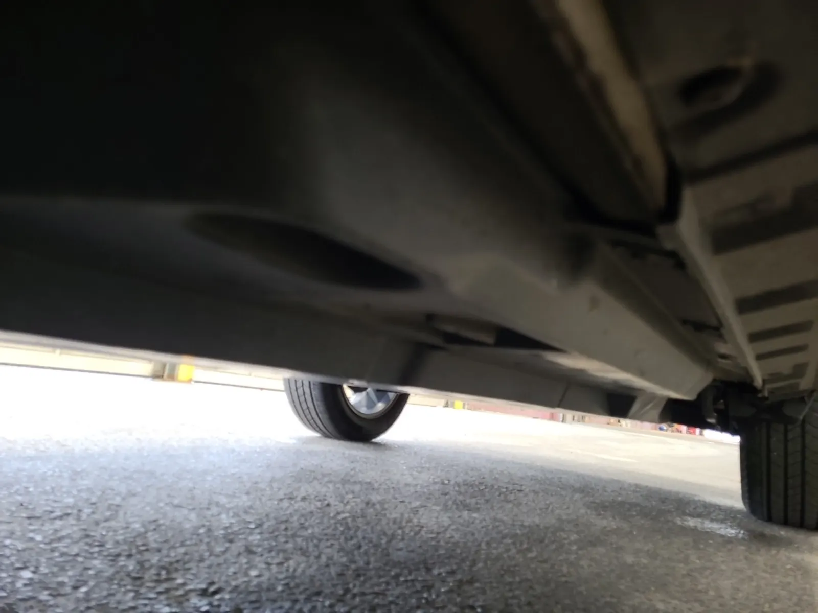 Undercarriage - Driver Photo