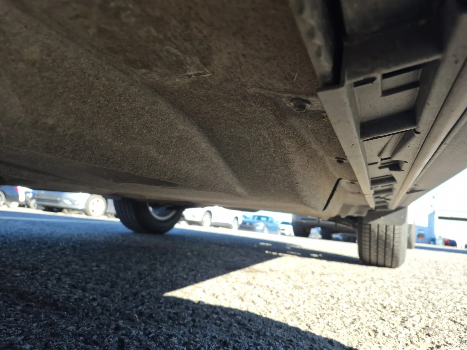 Undercarriage - Driver Photo