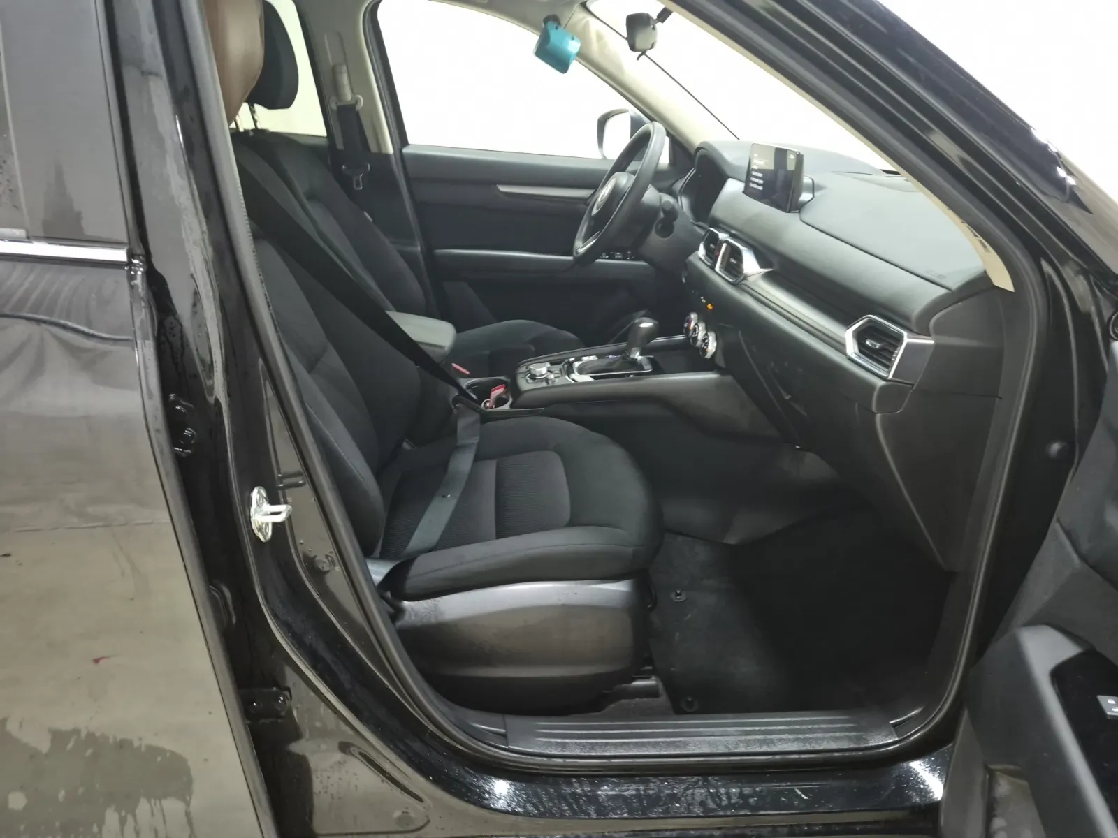 Right Side Interior Photo