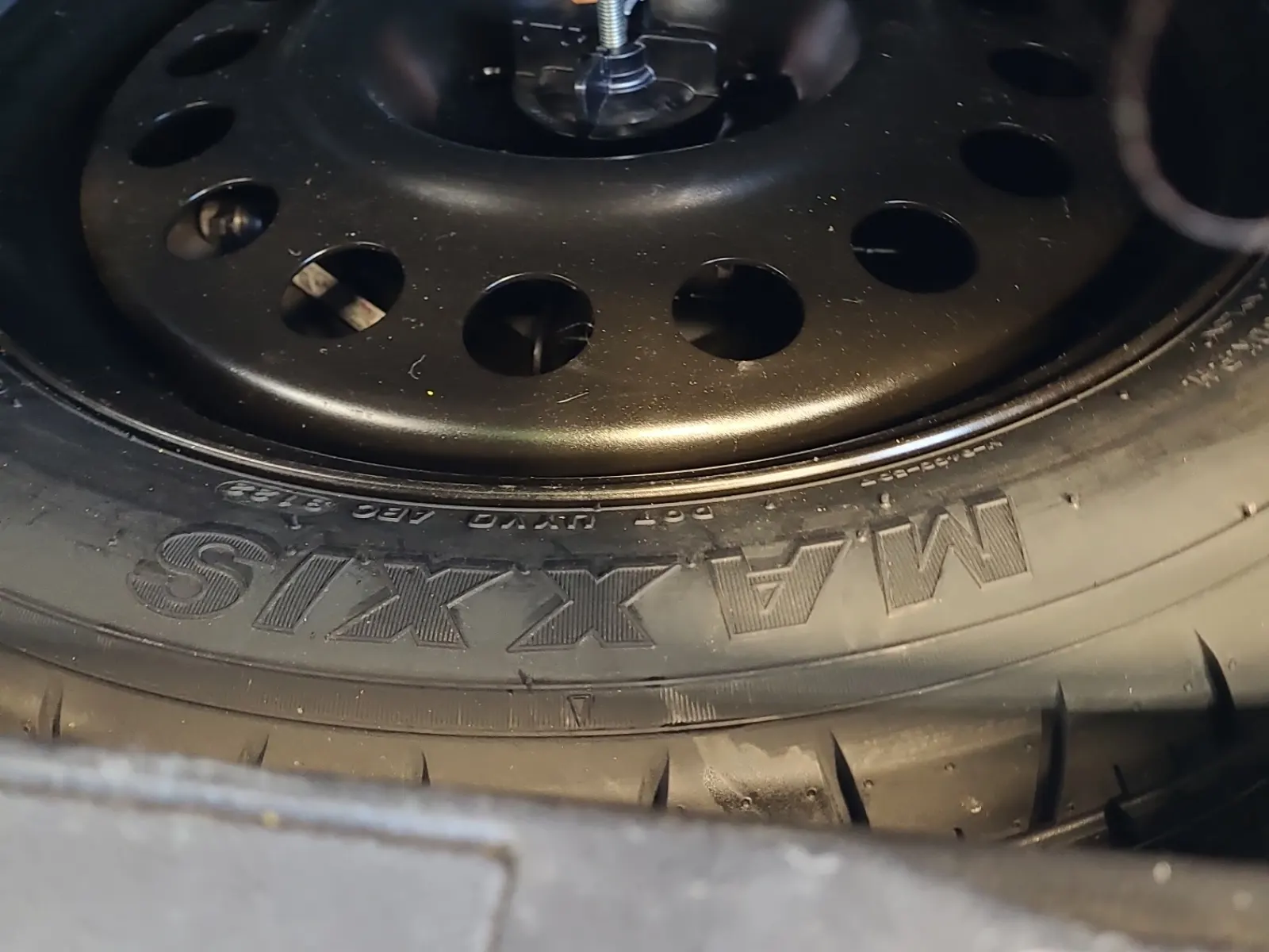 Spare Tire & Wheel Photo