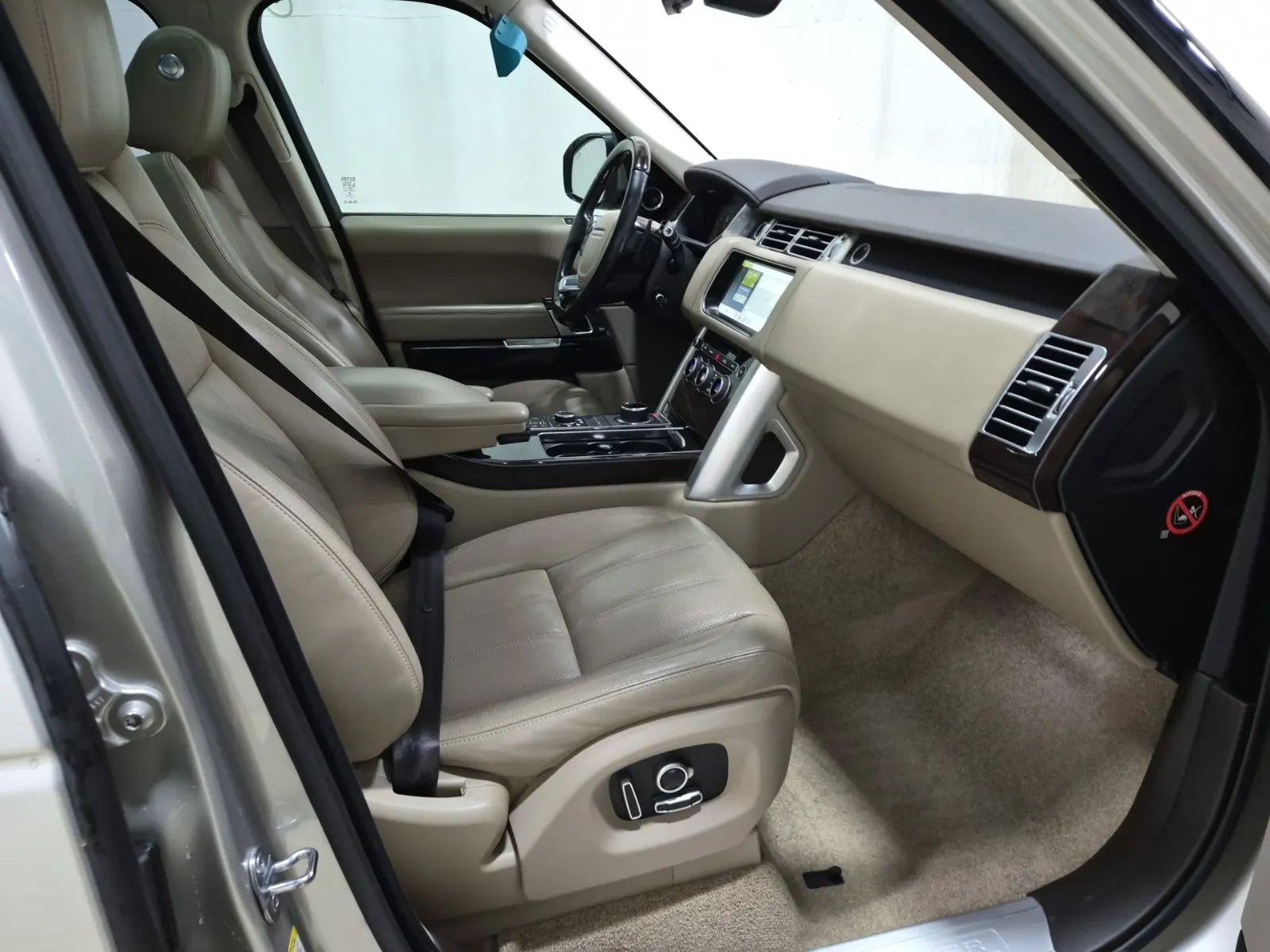 Right Side Interior Photo