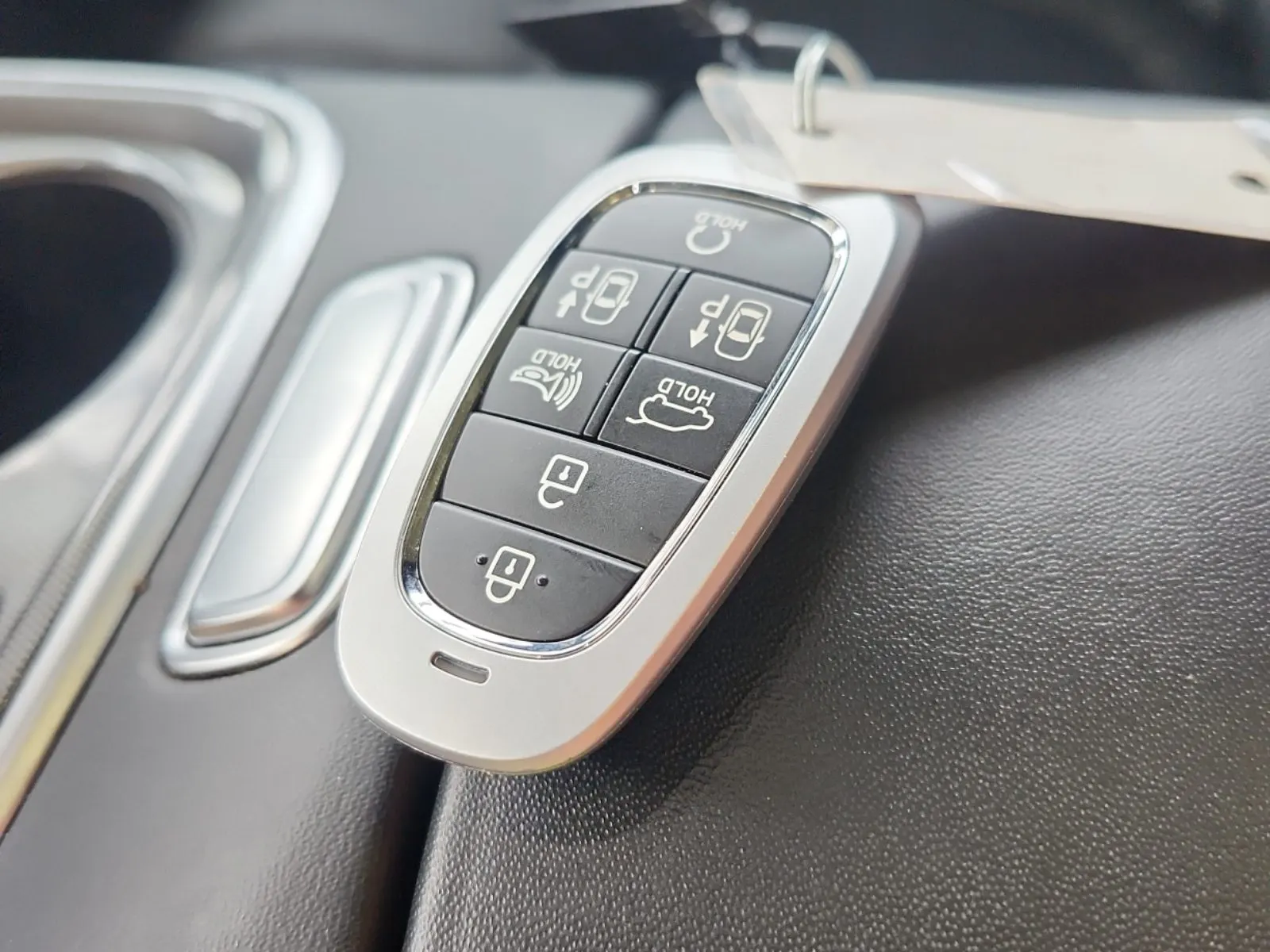 Keys/Fobs/Manual Photo