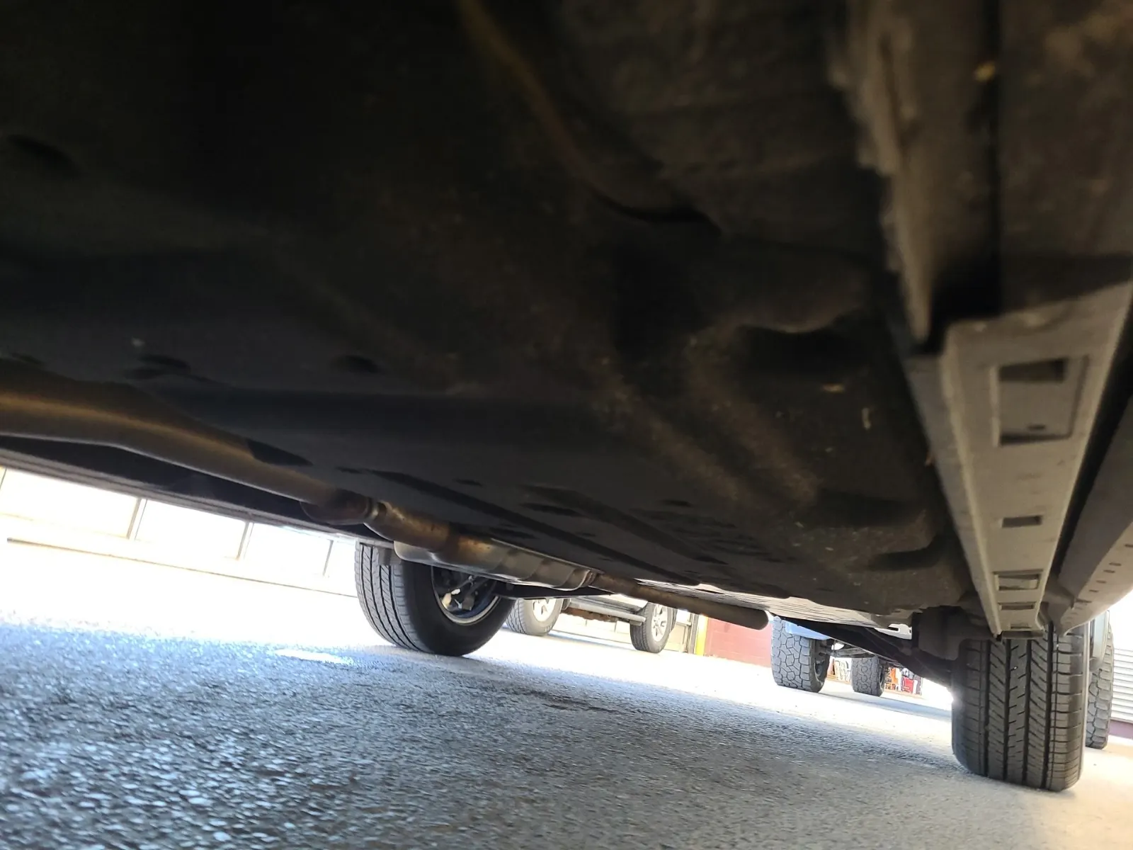 Undercarriage - Driver Photo